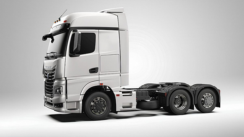 Приостановка производства позади: КамАЗ возобновил работу